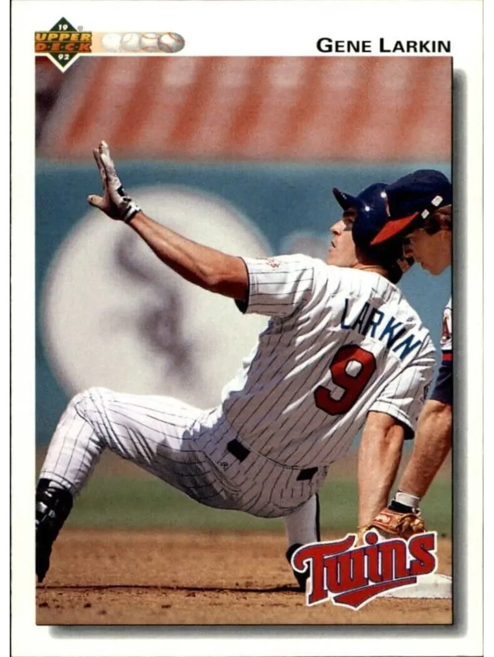 Gene Larkin 1992 Upper Deck MLB #187 Baseball Card Minnesota Twins